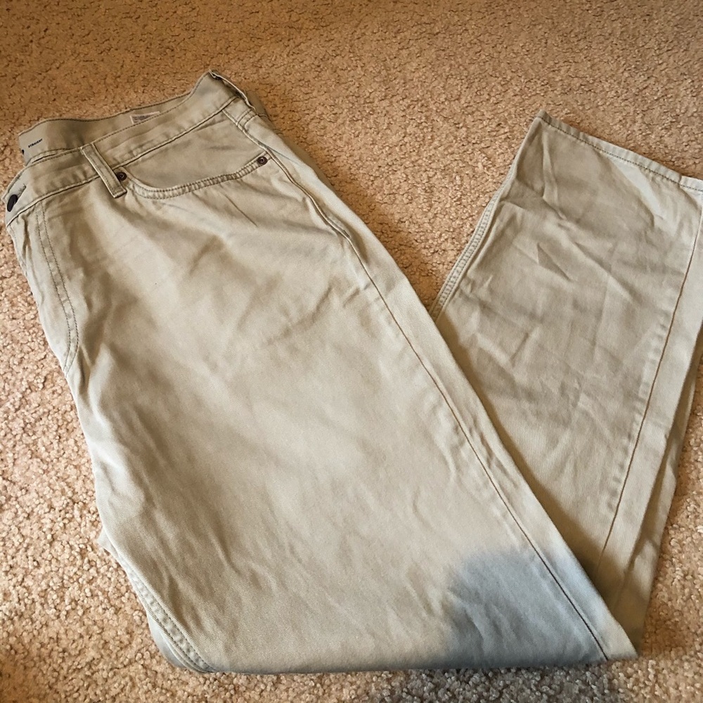 Men’s old navy straight khaki 38/30